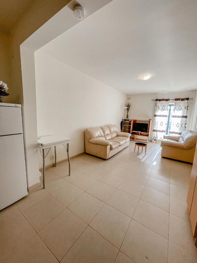 Stresa Court Apartments Saint Julian's 外观 照片