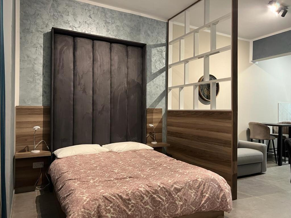 Stresa Court Apartments Saint Julian's 外观 照片